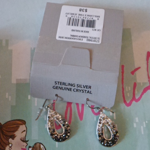 Ear Rings - Picture 4 of 4